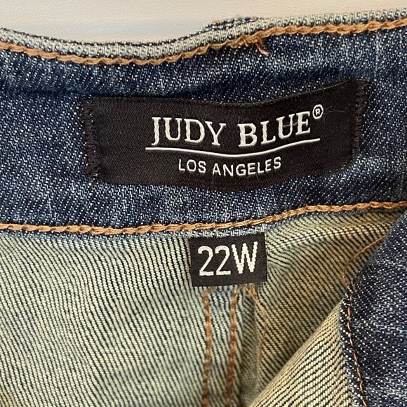 NWT Judy Blue Los Angeles Womens 22W Mid Rise Distressed Skinny Jeans JB88177 - Picture 11 of 16